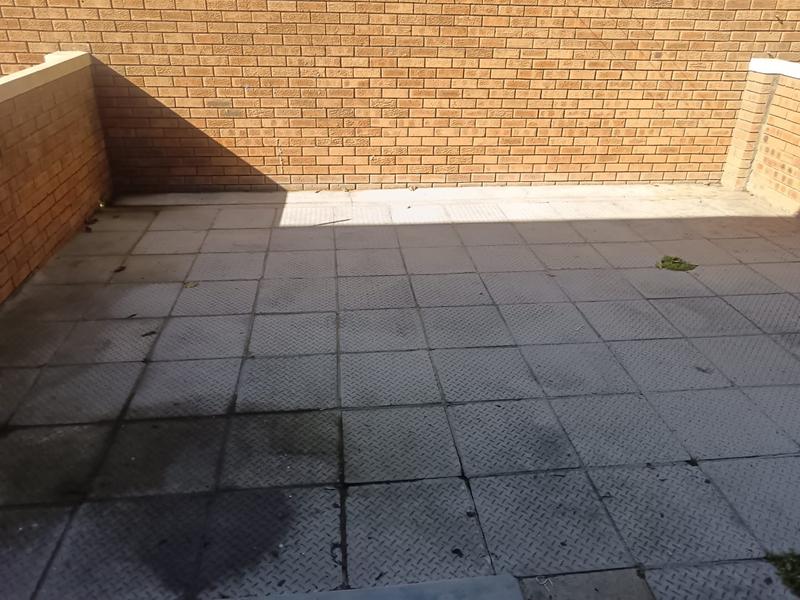 To Let 1 Bedroom Property for Rent in Windsor Park Western Cape